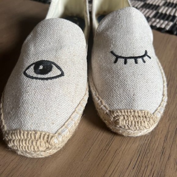 Soludos Size 8 Slip-ons - Picture 4 of 4